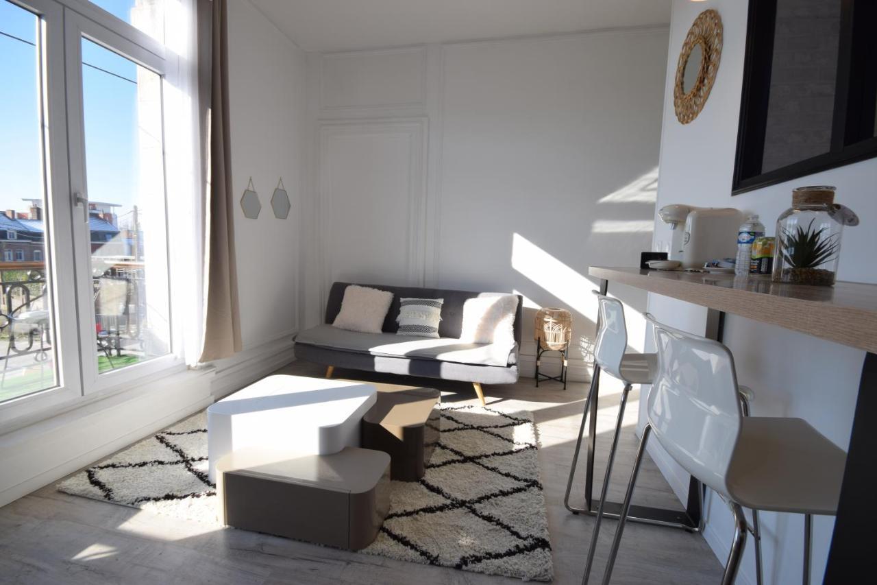 Chic Appart Design - Hyper Centre - Tramway - Free Wifi - Lerelaisdodile12 발랑시엔 외부 사진
